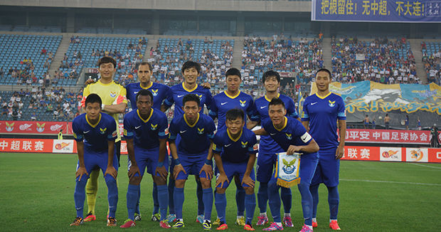 世体：巴萨内部认为买不起阿尔瓦雷斯，将重点收购凯恩（世体：巴萨自认无力引进阿尔瓦雷斯，转而主攻凯恩）