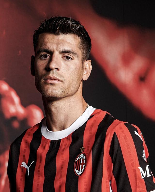 拉齐奥主场对阵博洛尼亚，预计小比分0-1或1-1，拉齐奥防守出色；曼城客场3-0胜桑德兰，英超形势激烈。